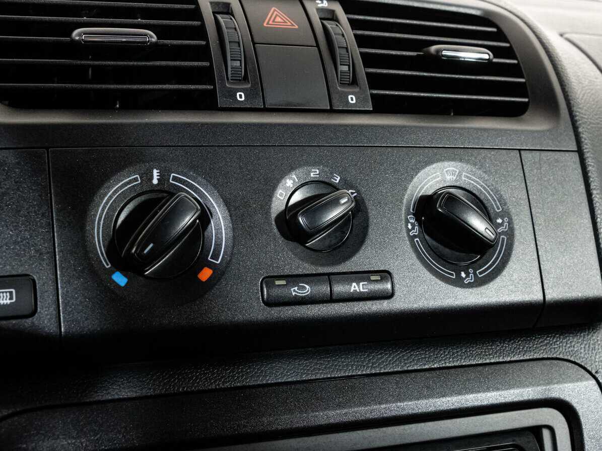 Купить Skoda Fabia, 2012, 163 597 км, фото №12