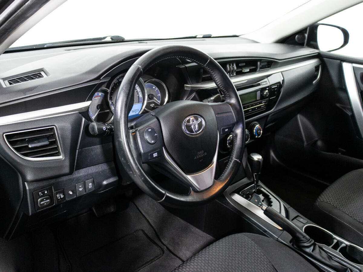 Купить Toyota Corolla, 2013, 95 999 км, фото №11