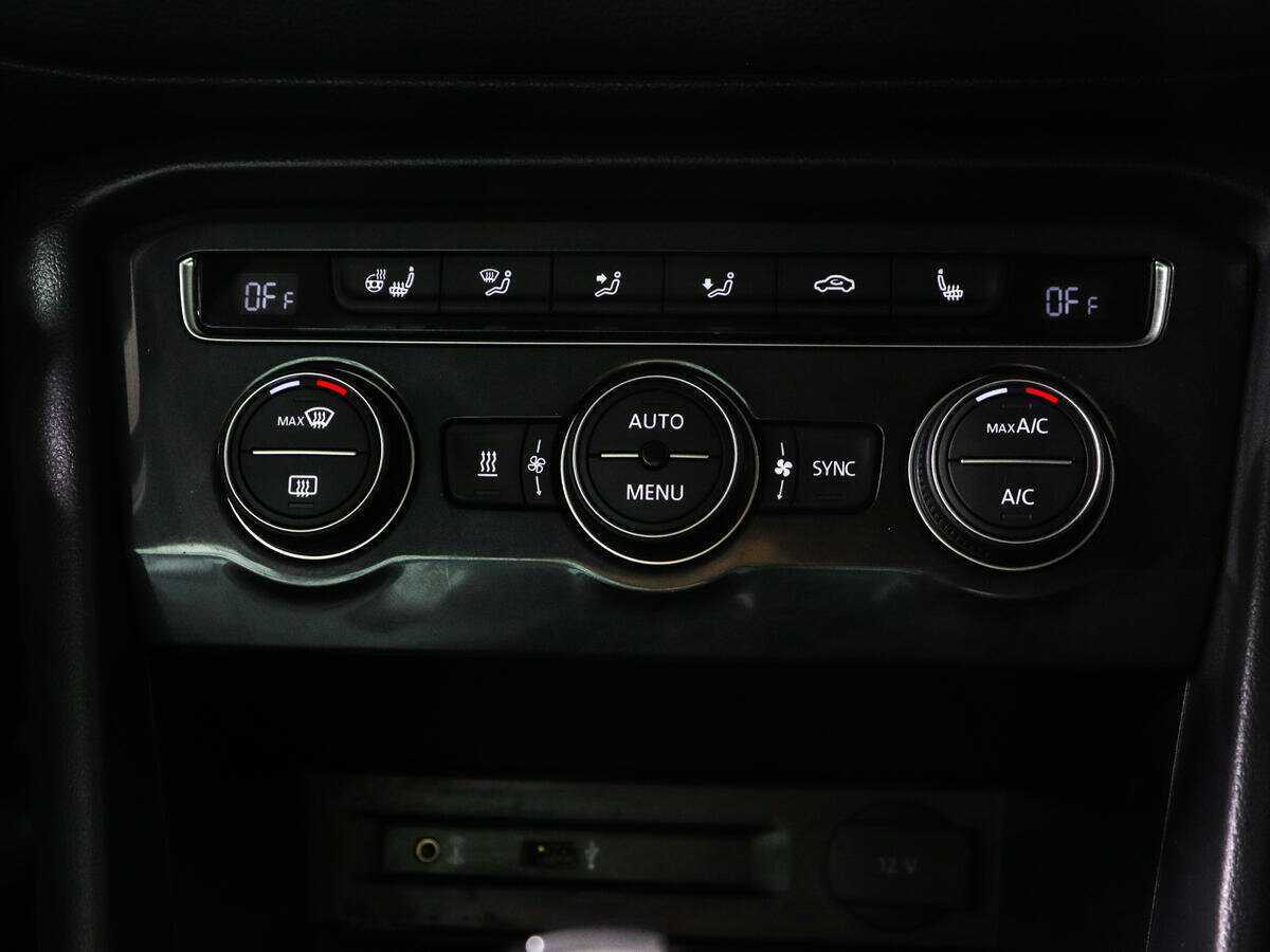 Купить Volkswagen Tiguan, 2017, 150 500 км, фото №17