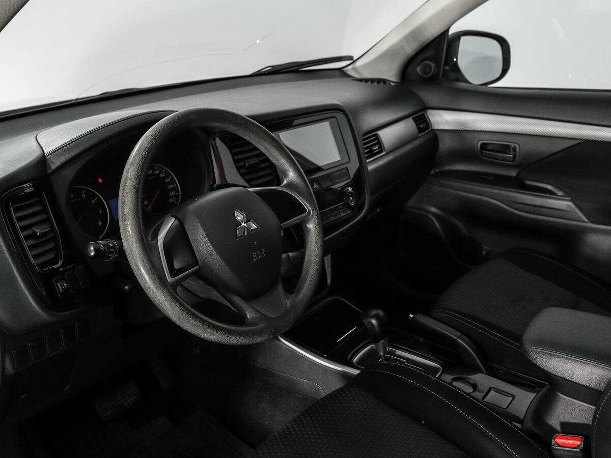 Купить Mitsubishi Outlander, 2018, 55 538 км, фото №9