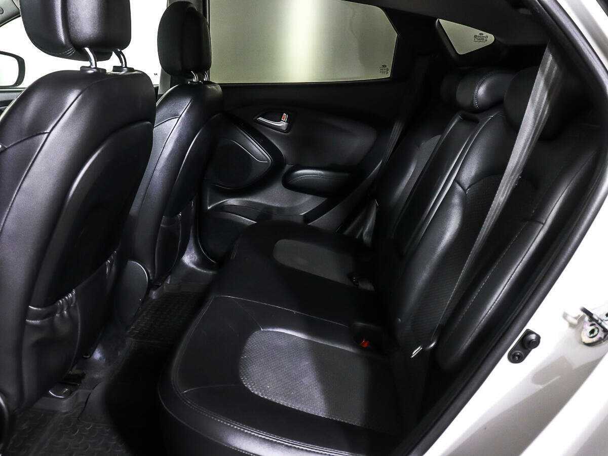 Купить Hyundai ix35, 2012, 139 964 км, фото №9