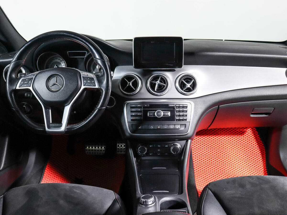 Купить Mercedes-Benz CLA 200, 2013, 122 000 км, фото №10