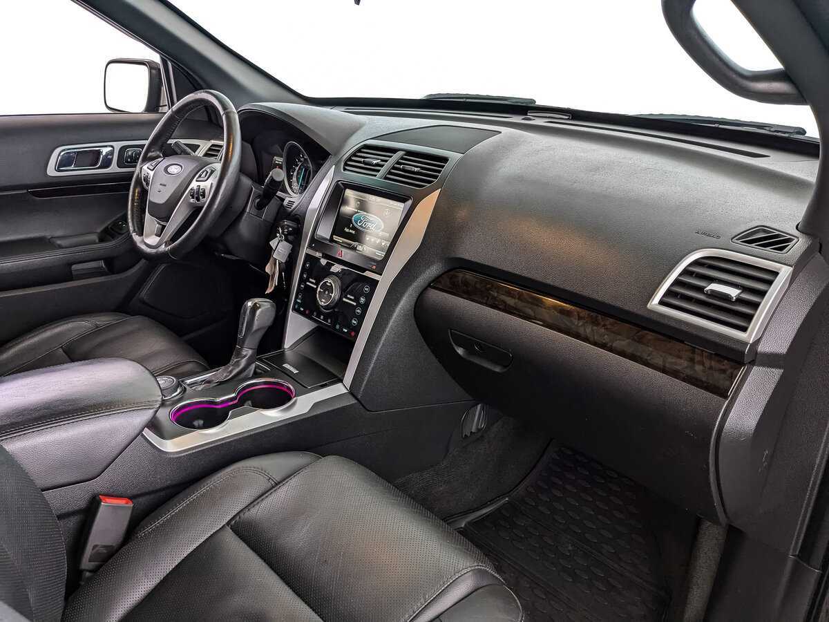 Купить Ford Explorer, 2015, 213 630 км, фото №9