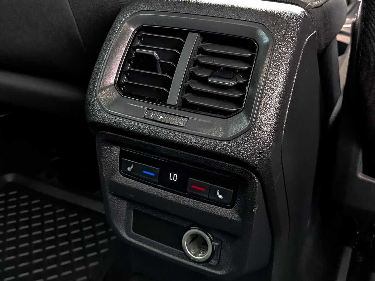 Купить Volkswagen Tiguan, 2018, 155 937 км, фото №23