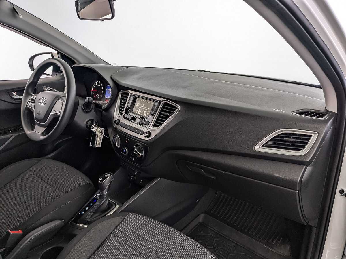 Купить Hyundai Solaris, 2022, 48 210 км, фото №9