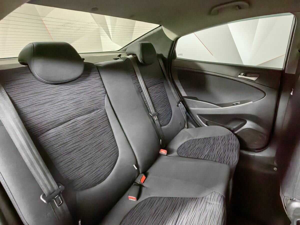 Купить Hyundai Solaris, 2015, 137 375 км, фото №13