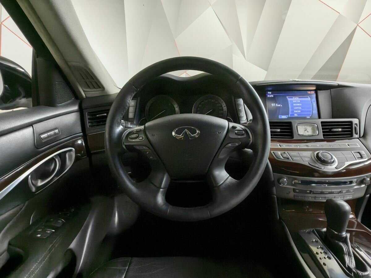 Купить Infiniti Q70, 2016, 124 127 км, фото №15