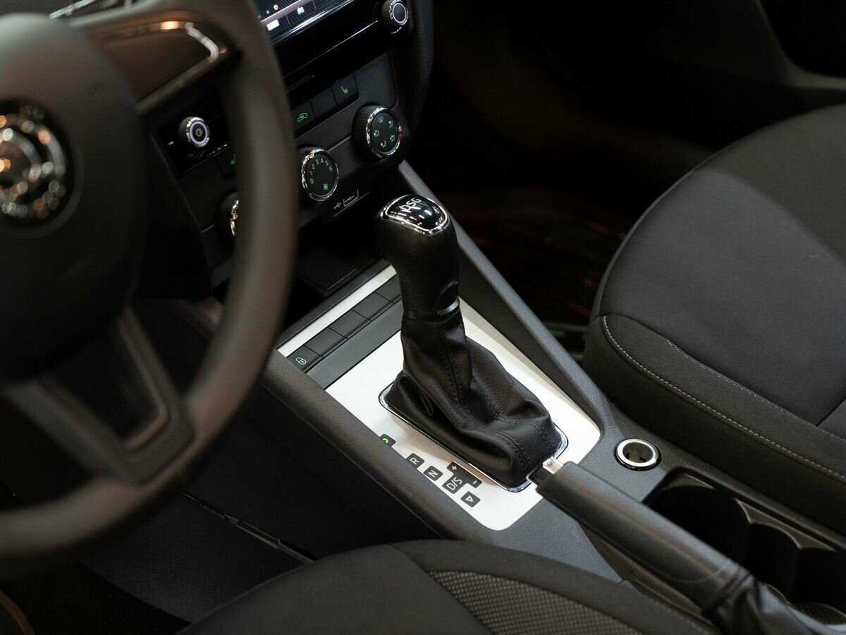 Купить Skoda Octavia, 2018, 132 890 км, фото №11
