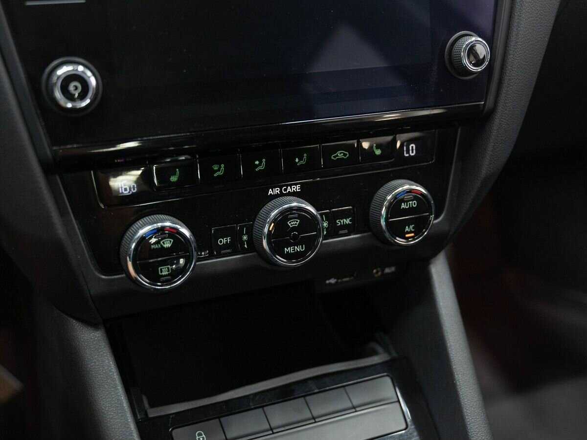 Купить Skoda Octavia, 2017, 202 064 км, фото №18