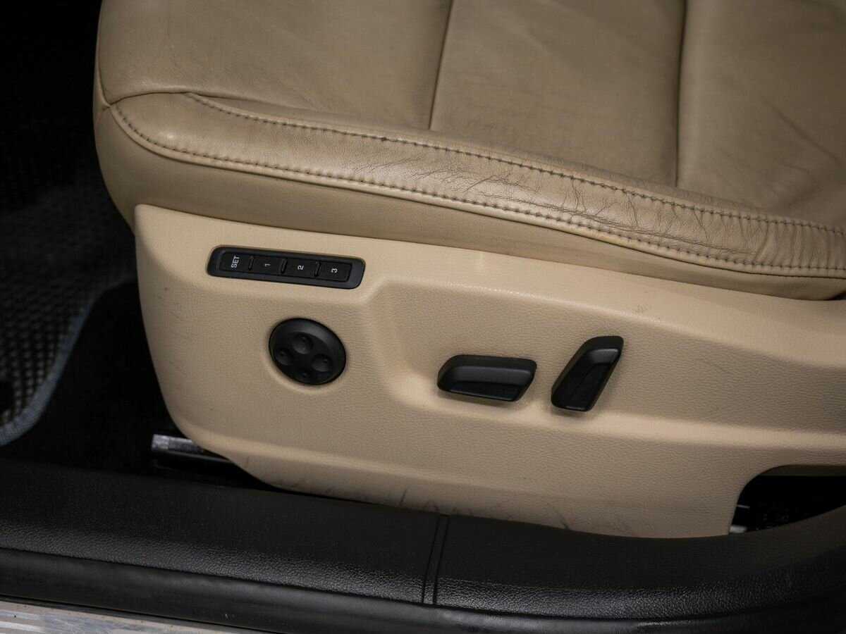 Купить Skoda Superb, 2012, 288 337 км, фото №16