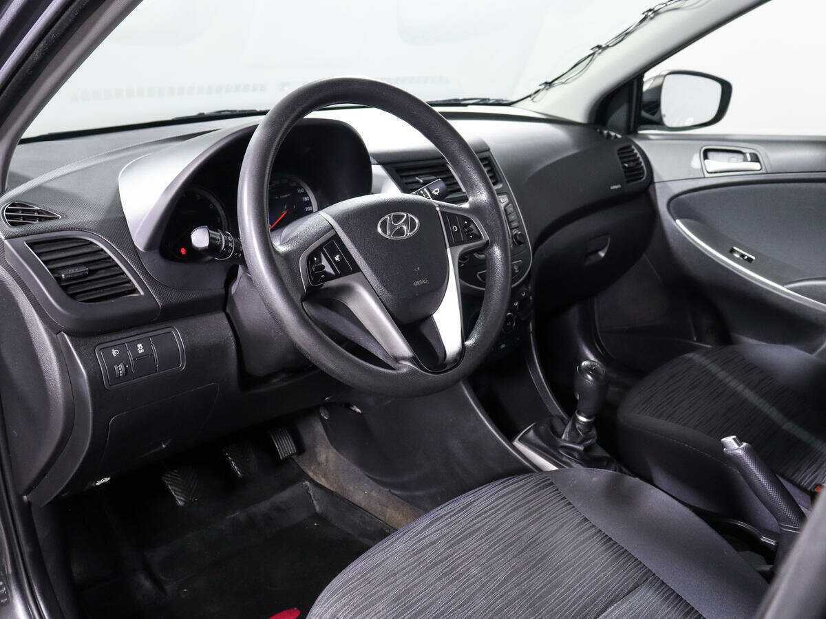 Купить Hyundai Solaris, 2016, 89 274 км, фото №14