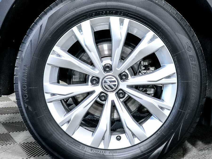 Купить Volkswagen Tiguan L, 2018, 73 850 км, фото №14
