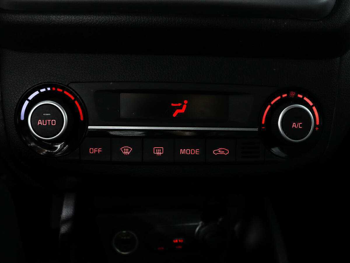 Купить Kia Rio, 2016, 150 093 км, фото №15