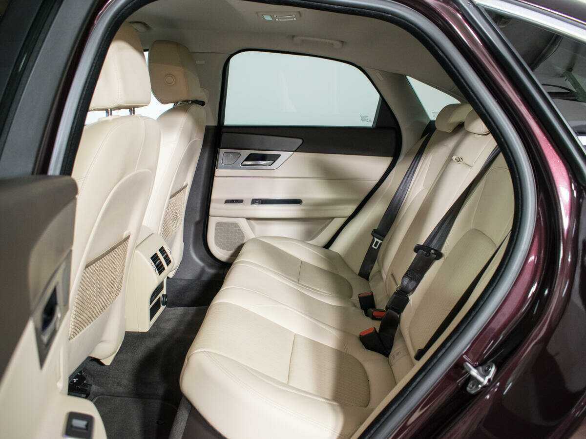 Купить Jaguar XF, 2016, 124 500 км, фото №10
