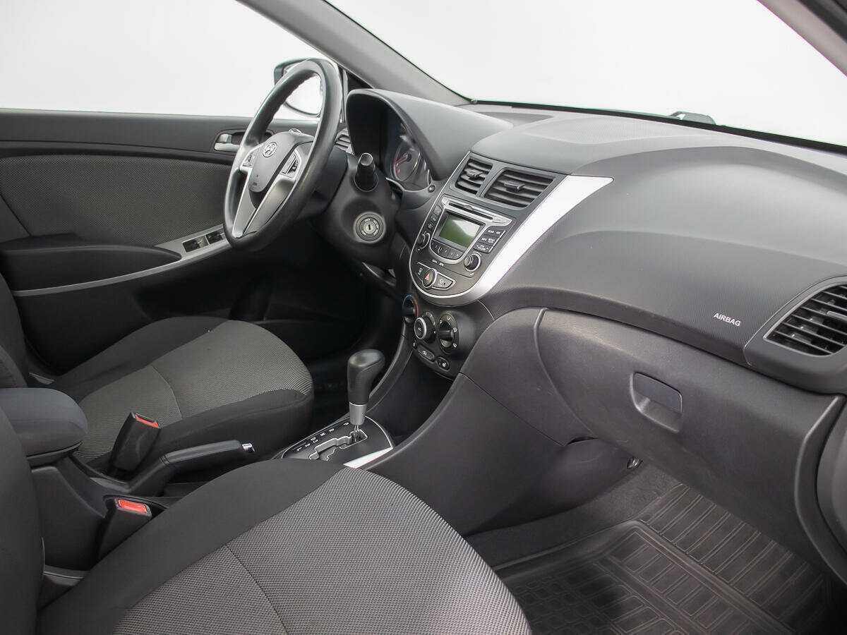 Купить Hyundai Solaris, 2012, 189 156 км, фото №9