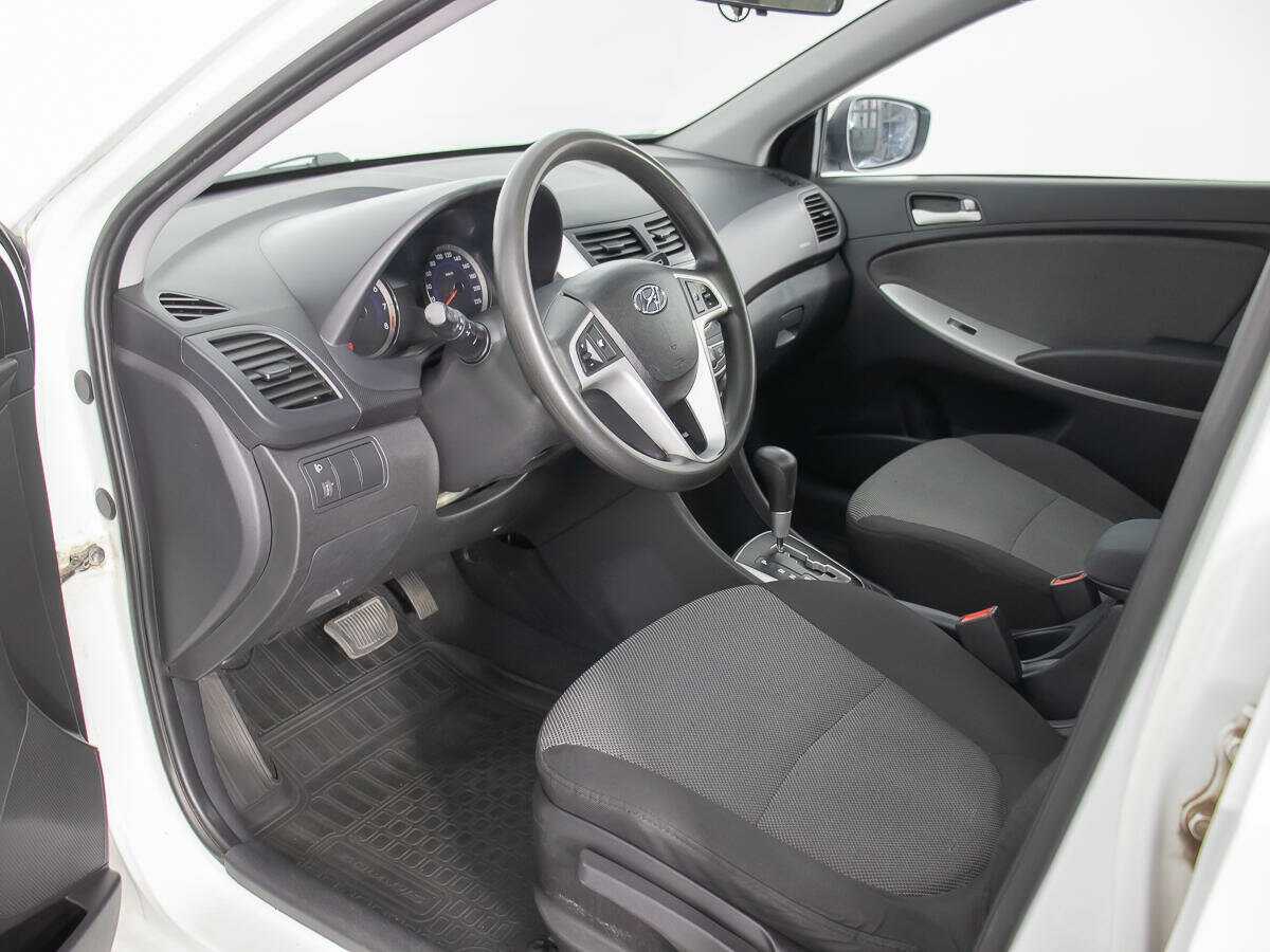 Купить Hyundai Solaris, 2012, 189 156 км, фото №10