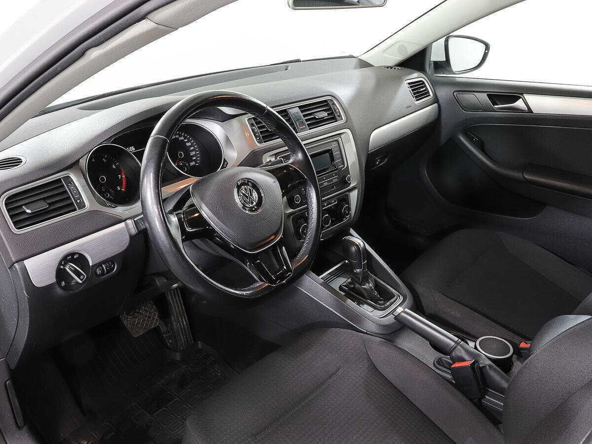 Купить Volkswagen Jetta, 2017, 94 596 км, фото №13