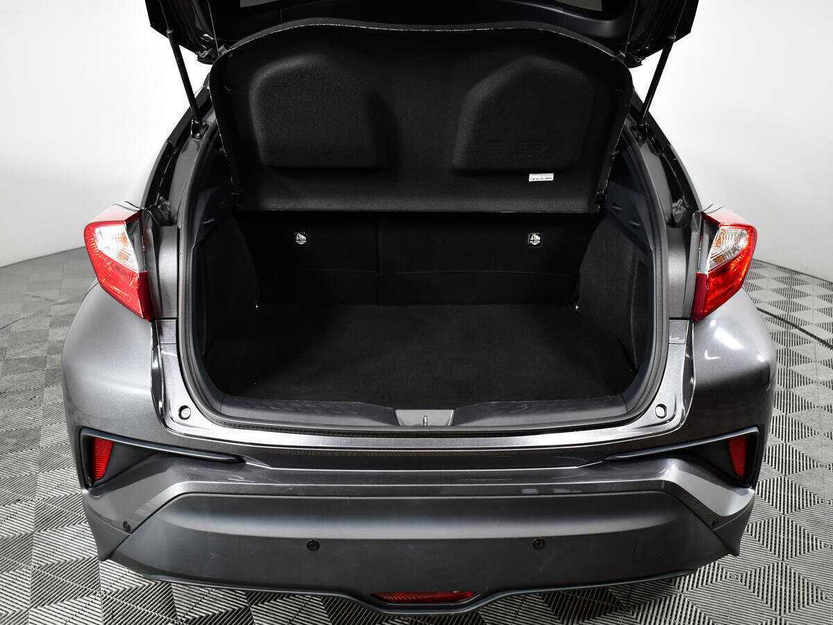 Купить Toyota C-HR, 2019, 30 953 км, фото №15