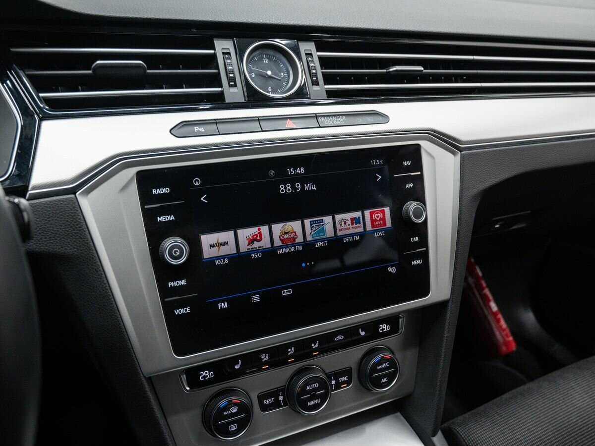 Купить Volkswagen Passat, 2018, 225 564 км, фото №19