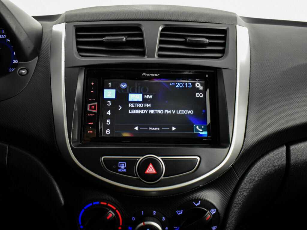 Купить Hyundai Solaris, 2013, 126 616 км, фото №11