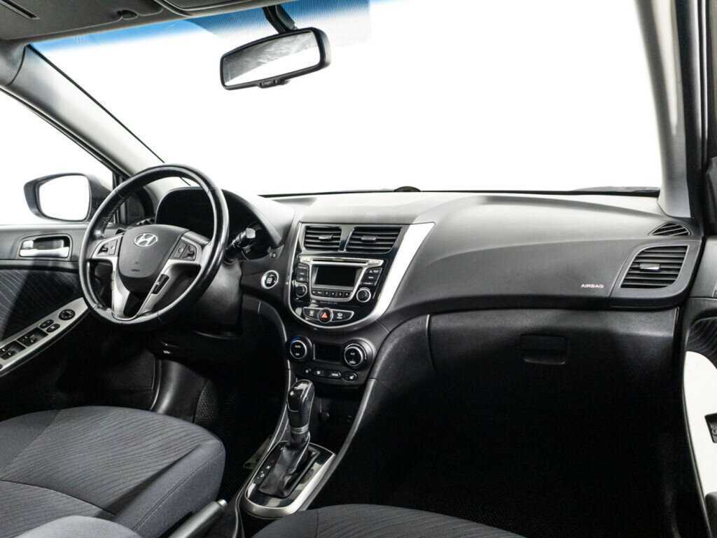 Купить Hyundai Solaris, 2015, 99 685 км, фото №9