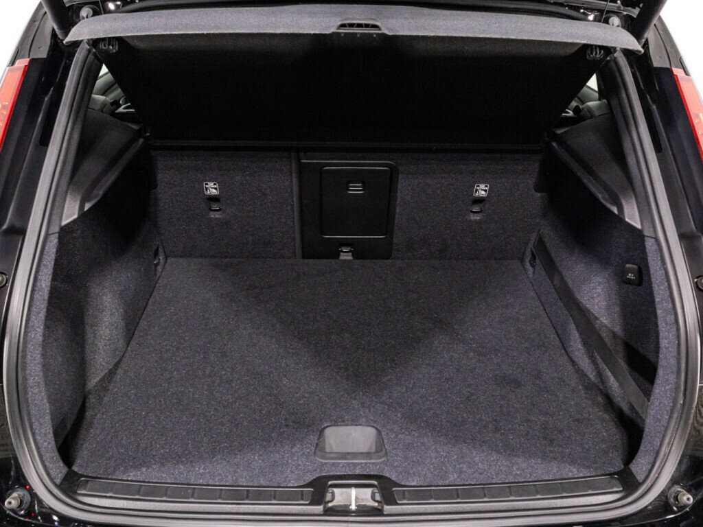 Купить Volvo XC40, 2019, 90 398 км, фото №15