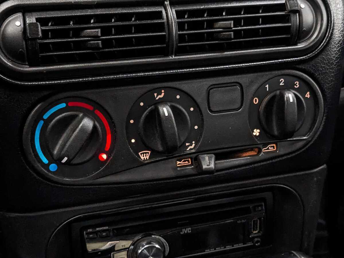 Купить Chevrolet Niva, 2015, 111 856 км, фото №20