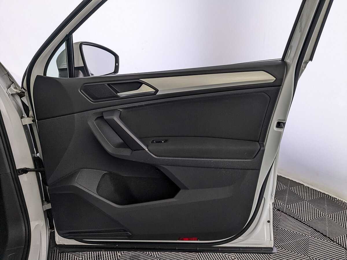 Купить Volkswagen Tiguan, 2018, 92 135 км, фото №25