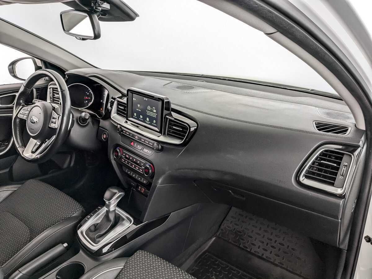 Купить Kia Ceed, 2020, 103 427 км, фото №11