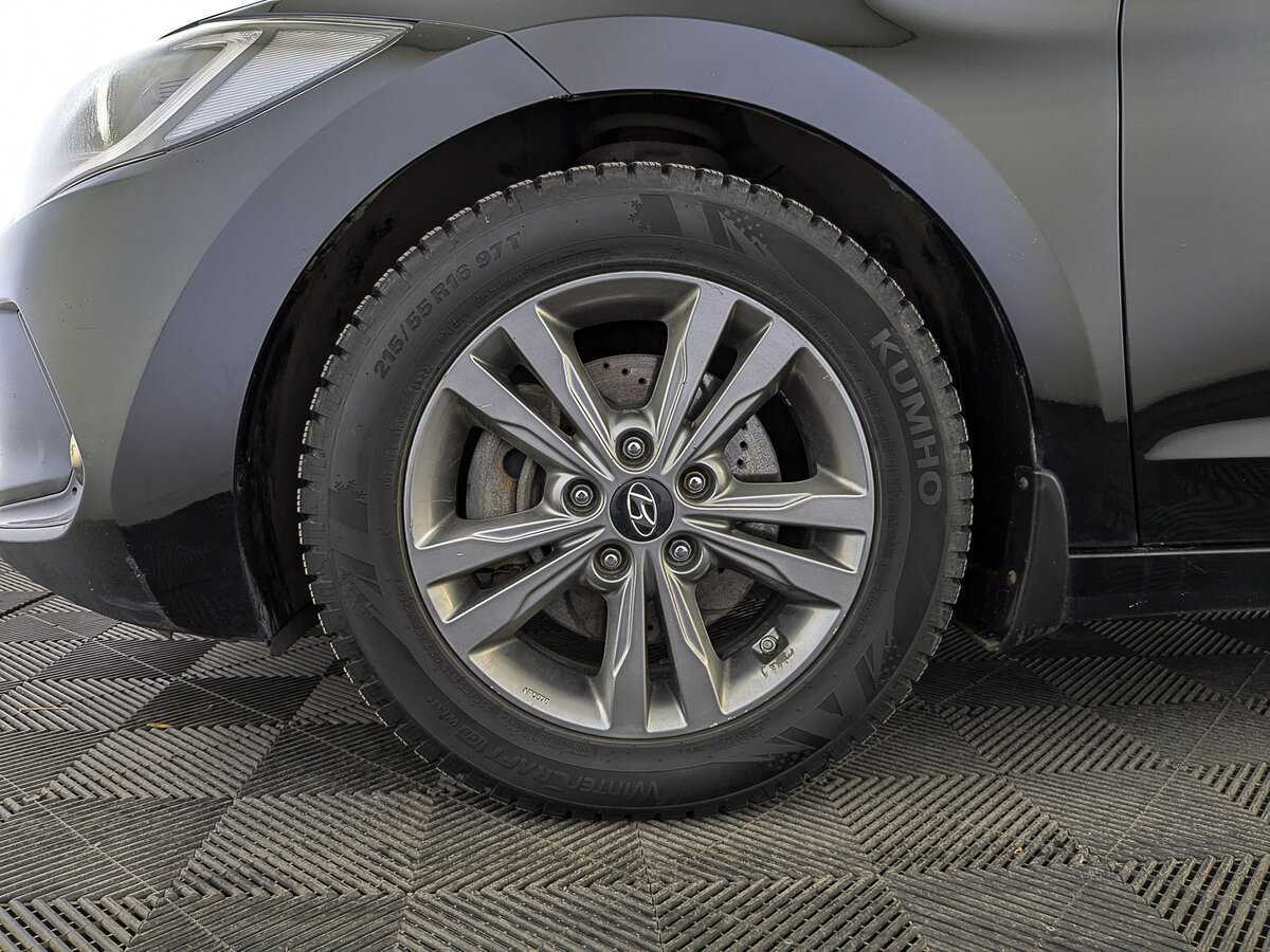 Купить Hyundai Elantra, 2017, 158 812 км, фото №12