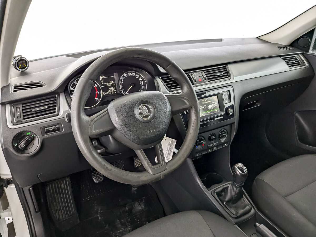 Купить Skoda Rapid, 2017, 180 415 км, фото №16