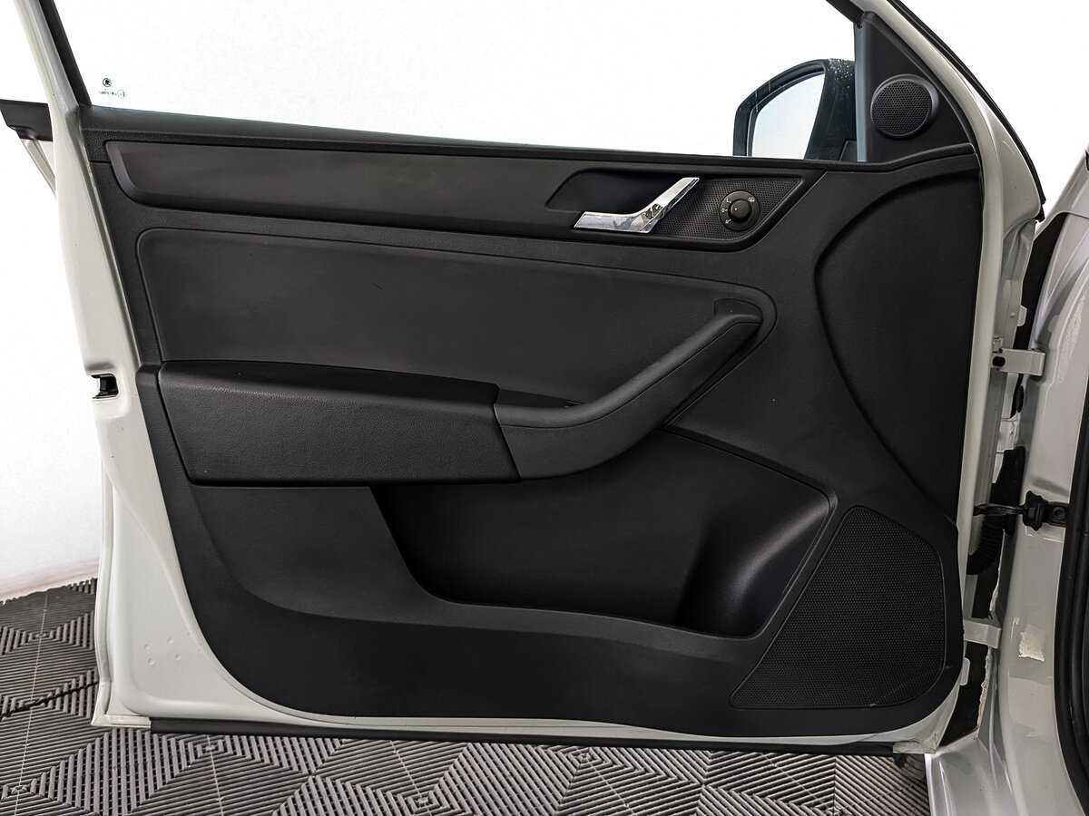 Купить Skoda Rapid, 2017, 179 604 км, фото №19