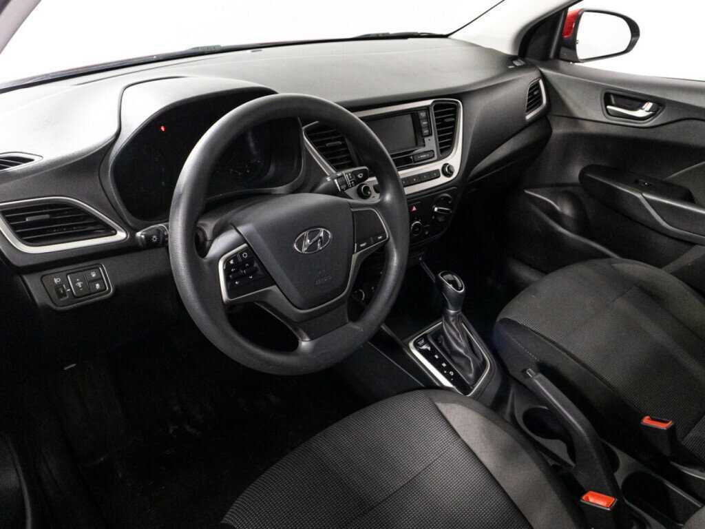 Купить Hyundai Solaris, 2019, 63 096 км, фото №11