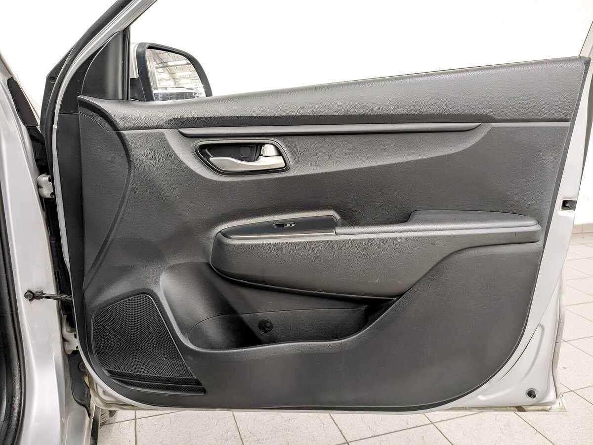 Купить Kia Rio X-Line, 2020, 186 757 км, фото №24