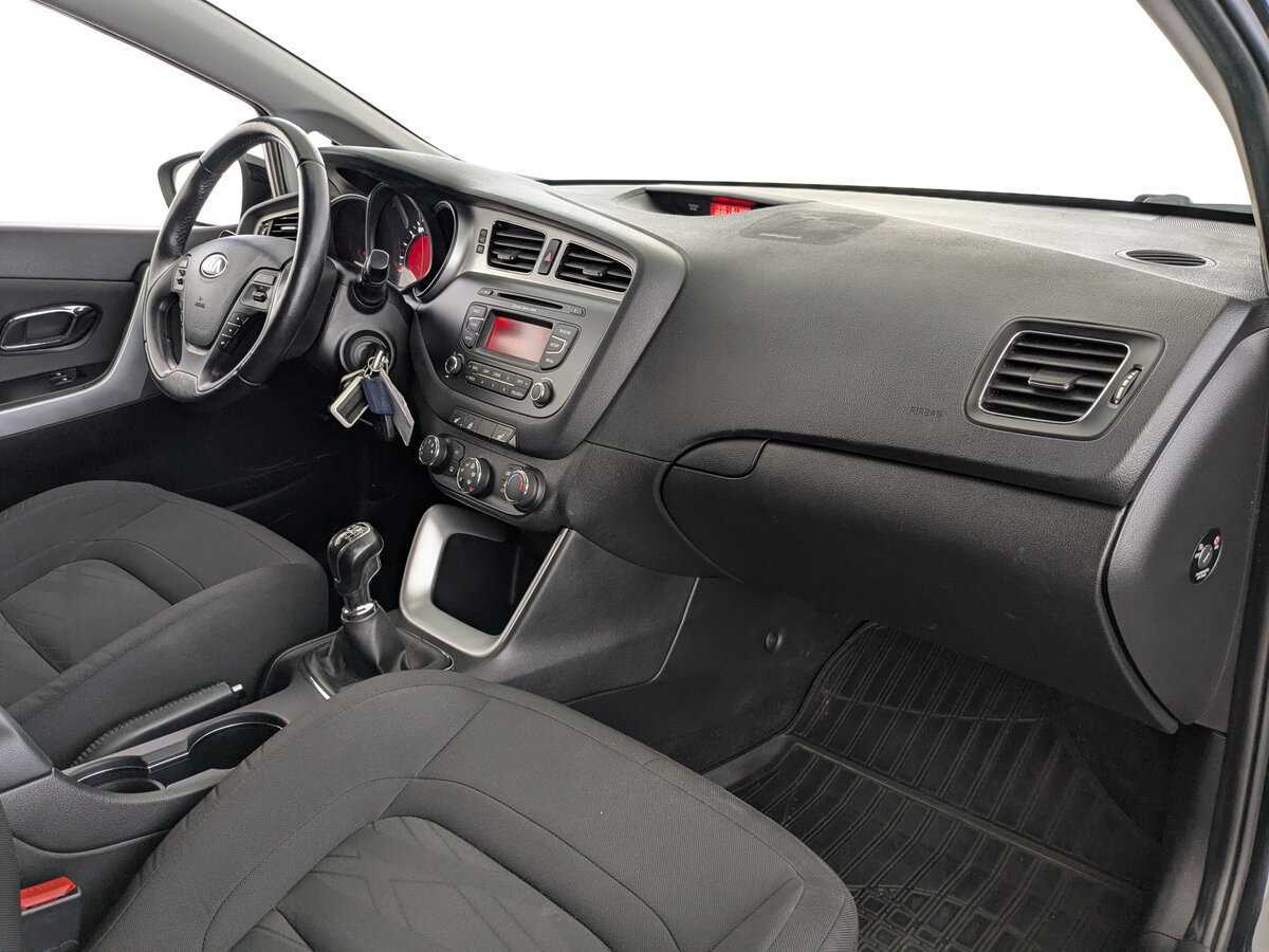 Купить Kia Ceed, 2014, 56 005 км, фото №11