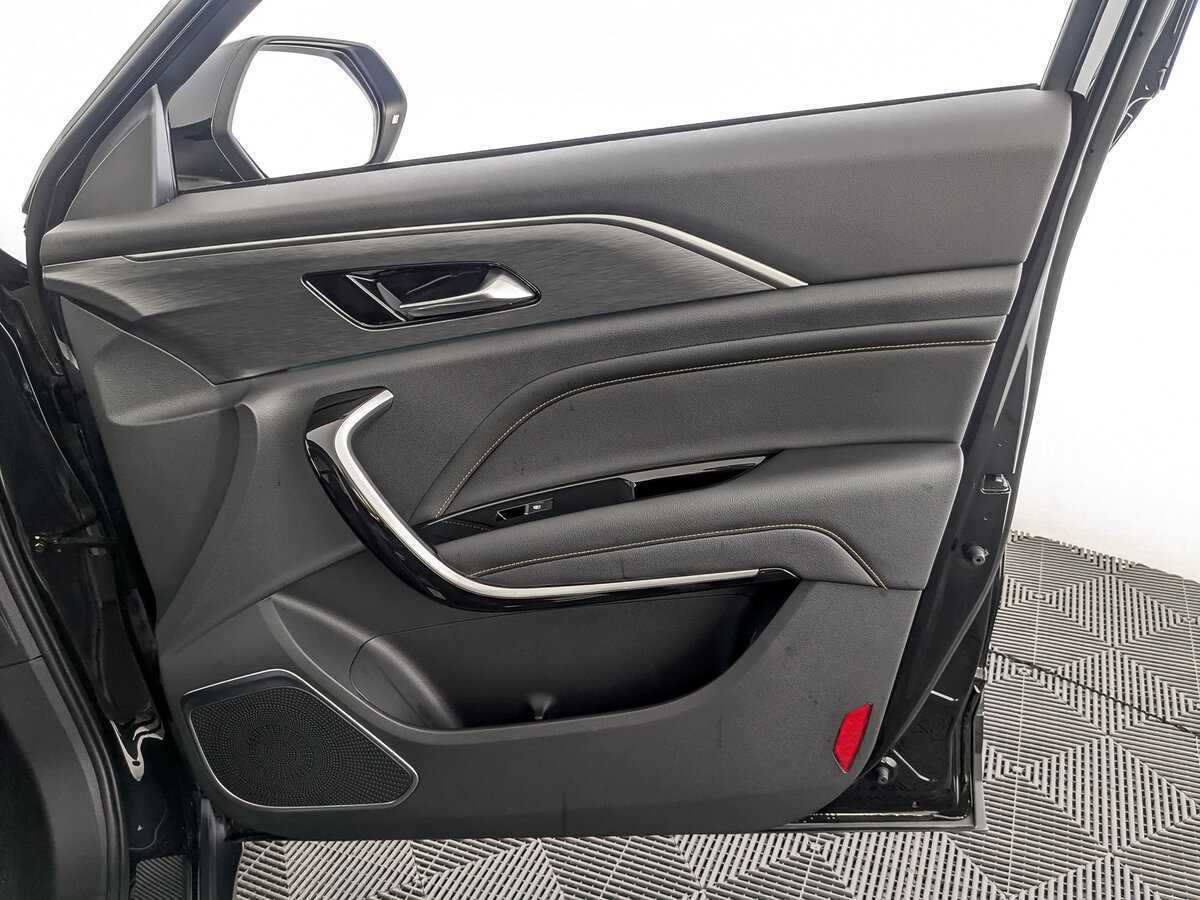 Купить FAW Bestune T77, 2022, 25 115 км, фото №24