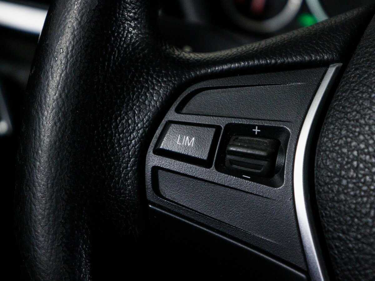 Купить BMW 3 серии 318i, 2015, 141 822 км, фото №17