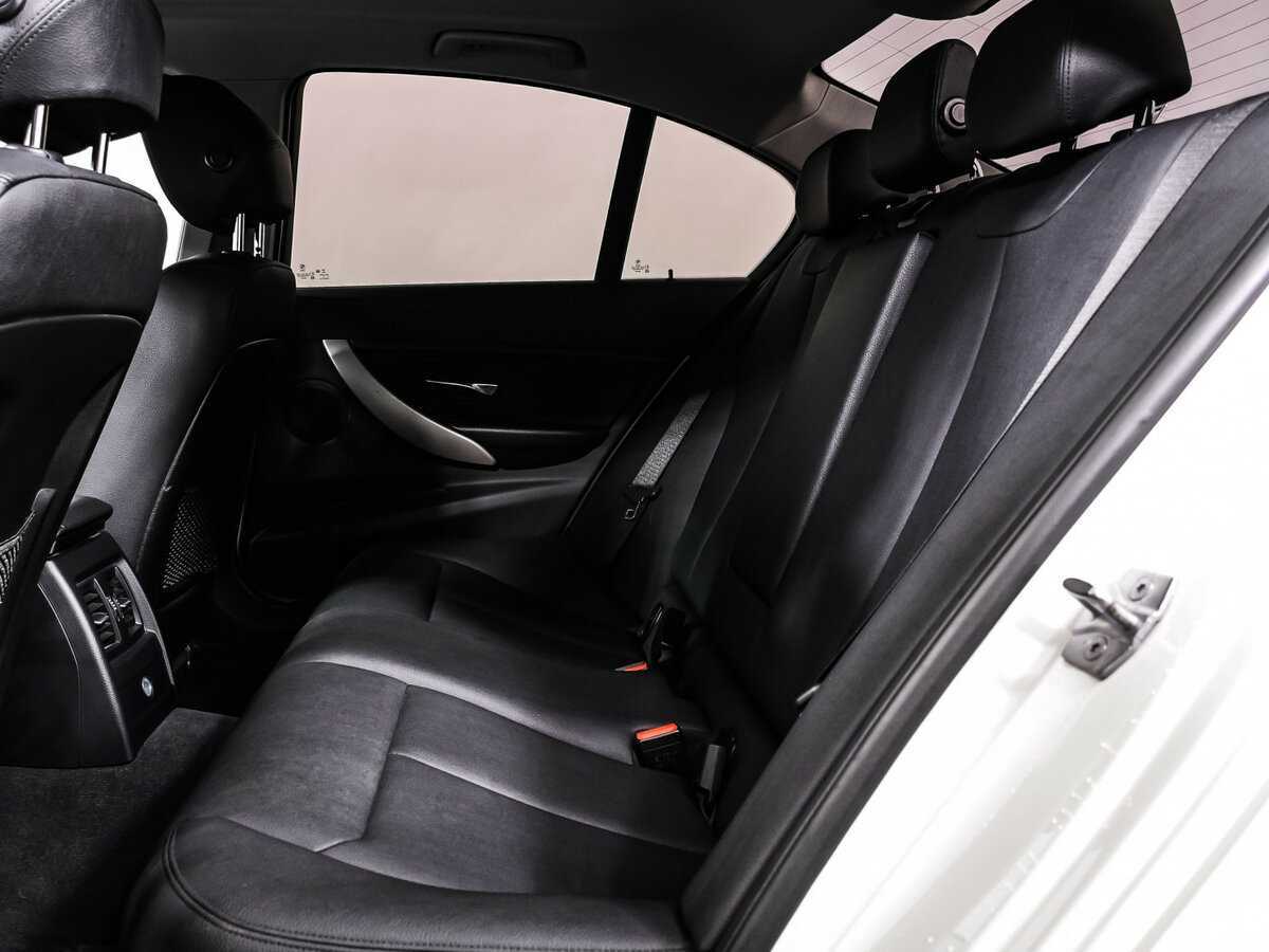 Купить BMW 3 серии 320d, 2017, 89 118 км, фото №13