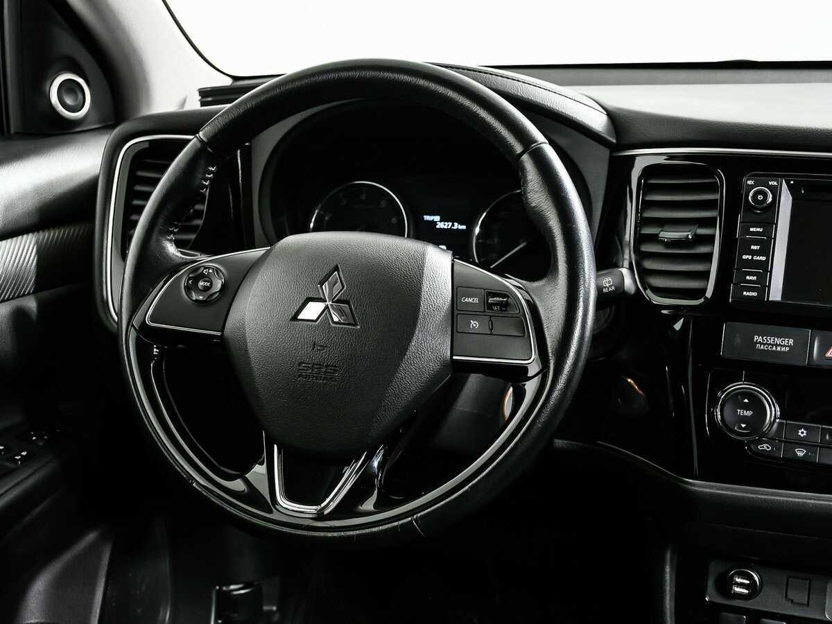 Купить Mitsubishi Outlander, 2017, 77 336 км, фото №12