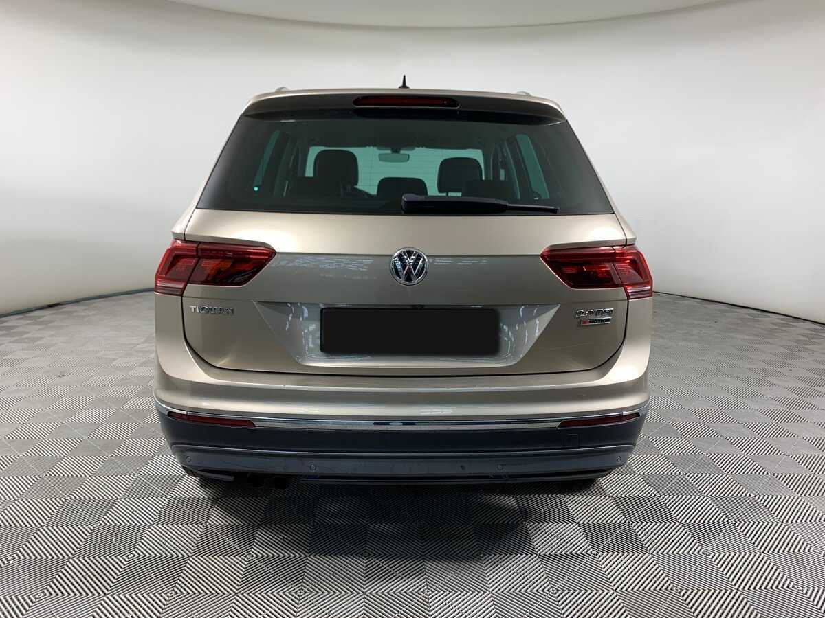 Купить Volkswagen Tiguan, 2017, 107 343 км, фото №6