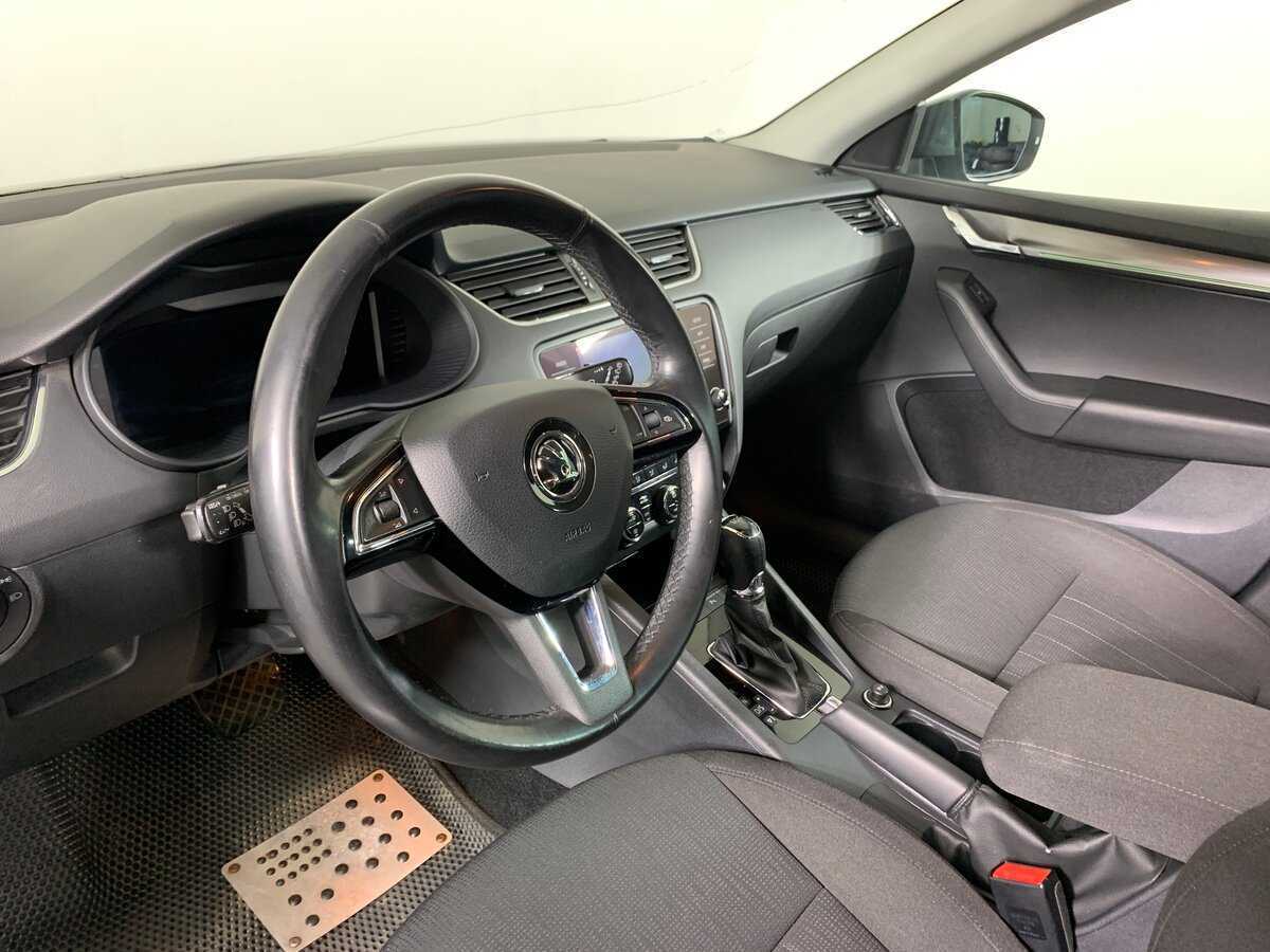 Купить Skoda Octavia, 2018, 336 600 км, фото №12