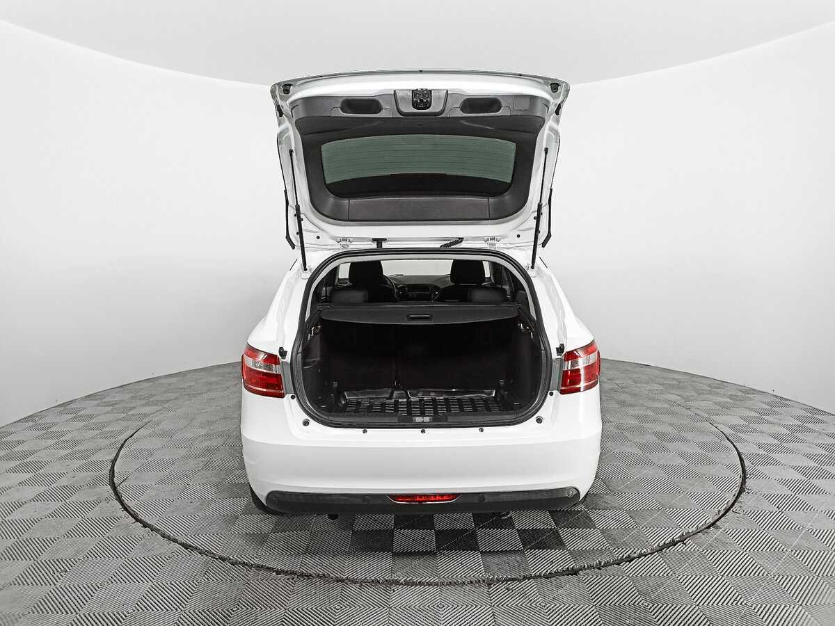 Купить Lada (ВАЗ) Vesta SW, 2019, 95 647 км, фото №10