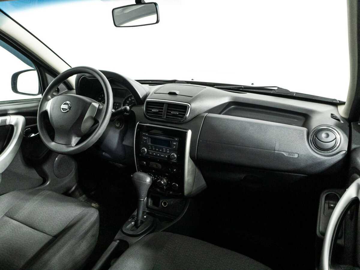 Купить Nissan Terrano, 2014, 116 675 км, фото №9