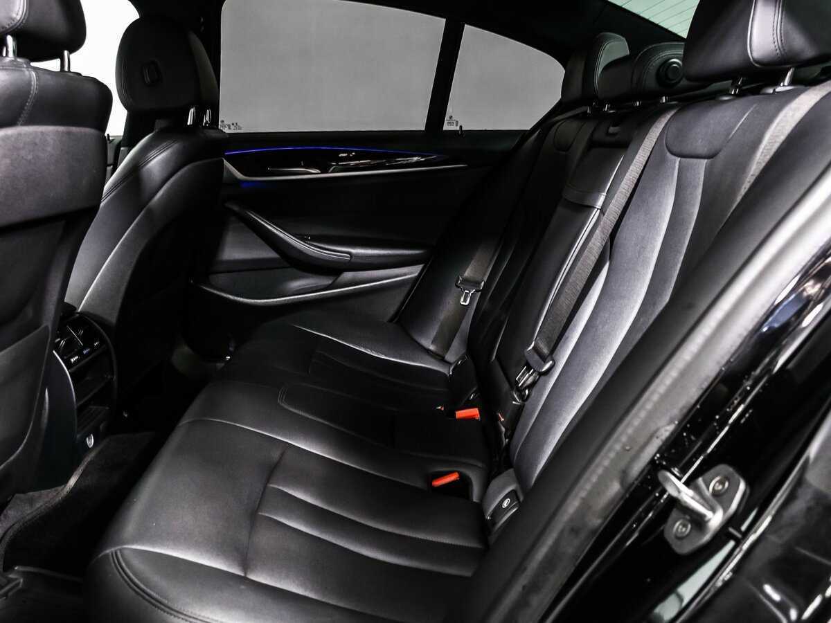 Купить BMW 5 серии 520d xDrive, 2019, 239 000 км, фото №13
