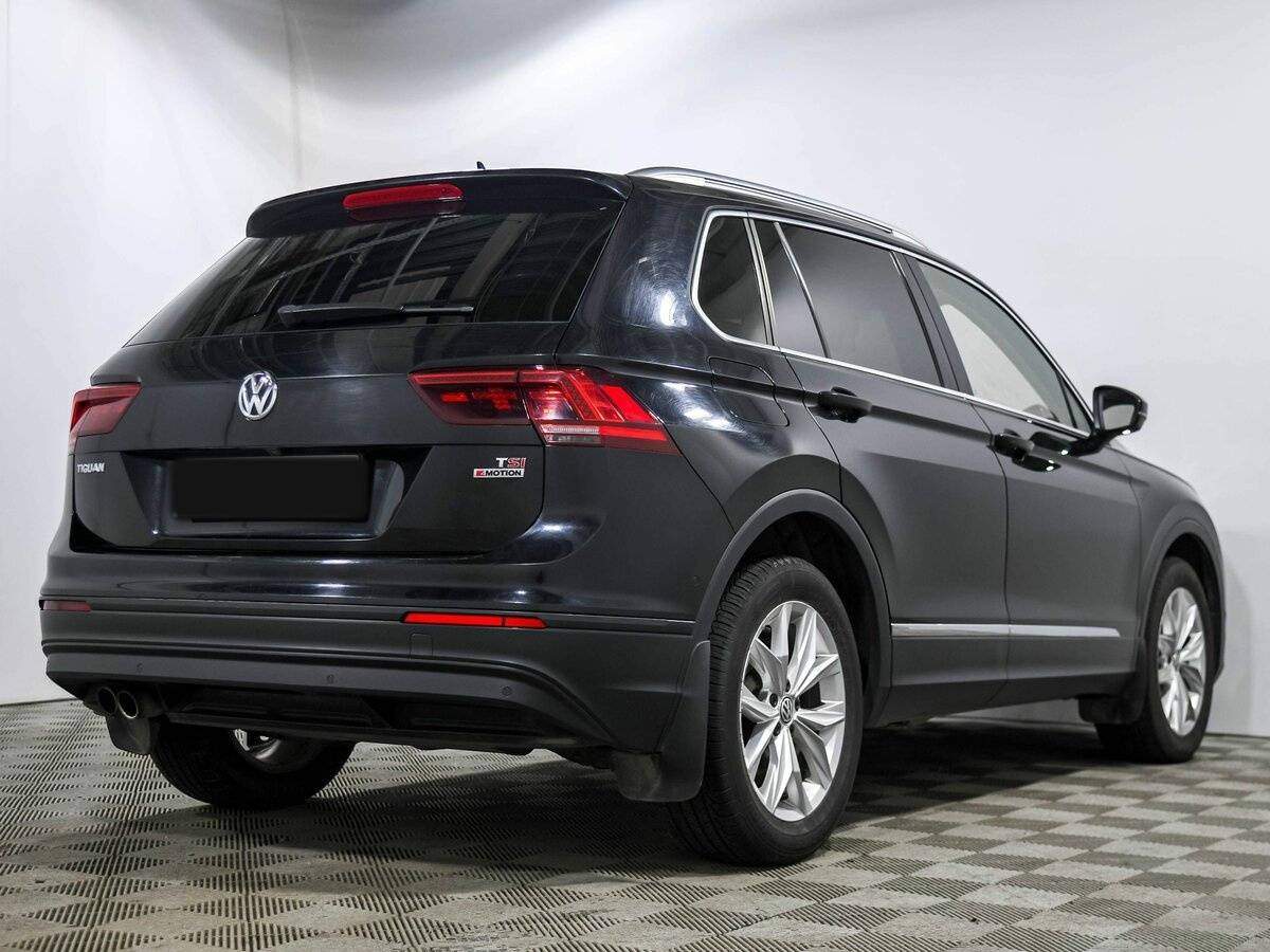Купить Volkswagen Tiguan, 2017, 152 847 км, фото №4