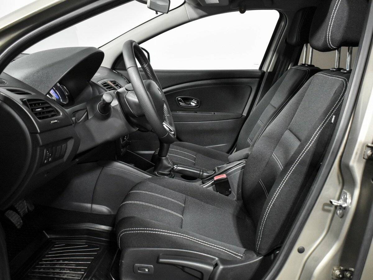 Купить Renault Fluence, 2013, 108 339 км, фото №9