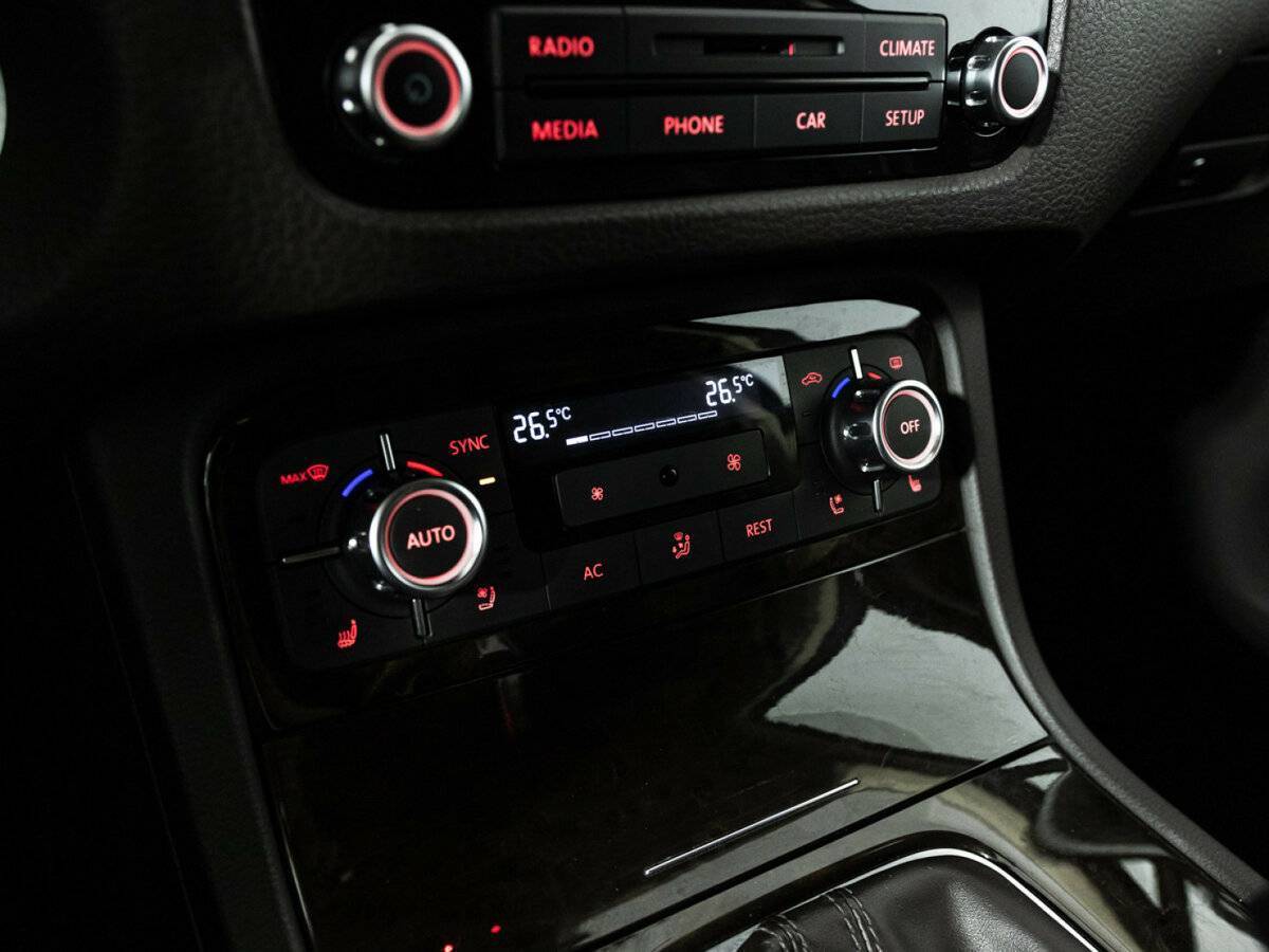 Купить Volkswagen Touareg, 2013, 198 000 км, фото №20