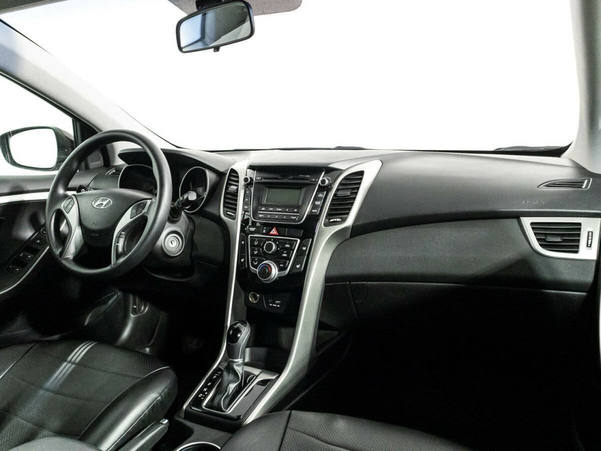 Купить Hyundai i30, 2016, 98 223 км, фото №9