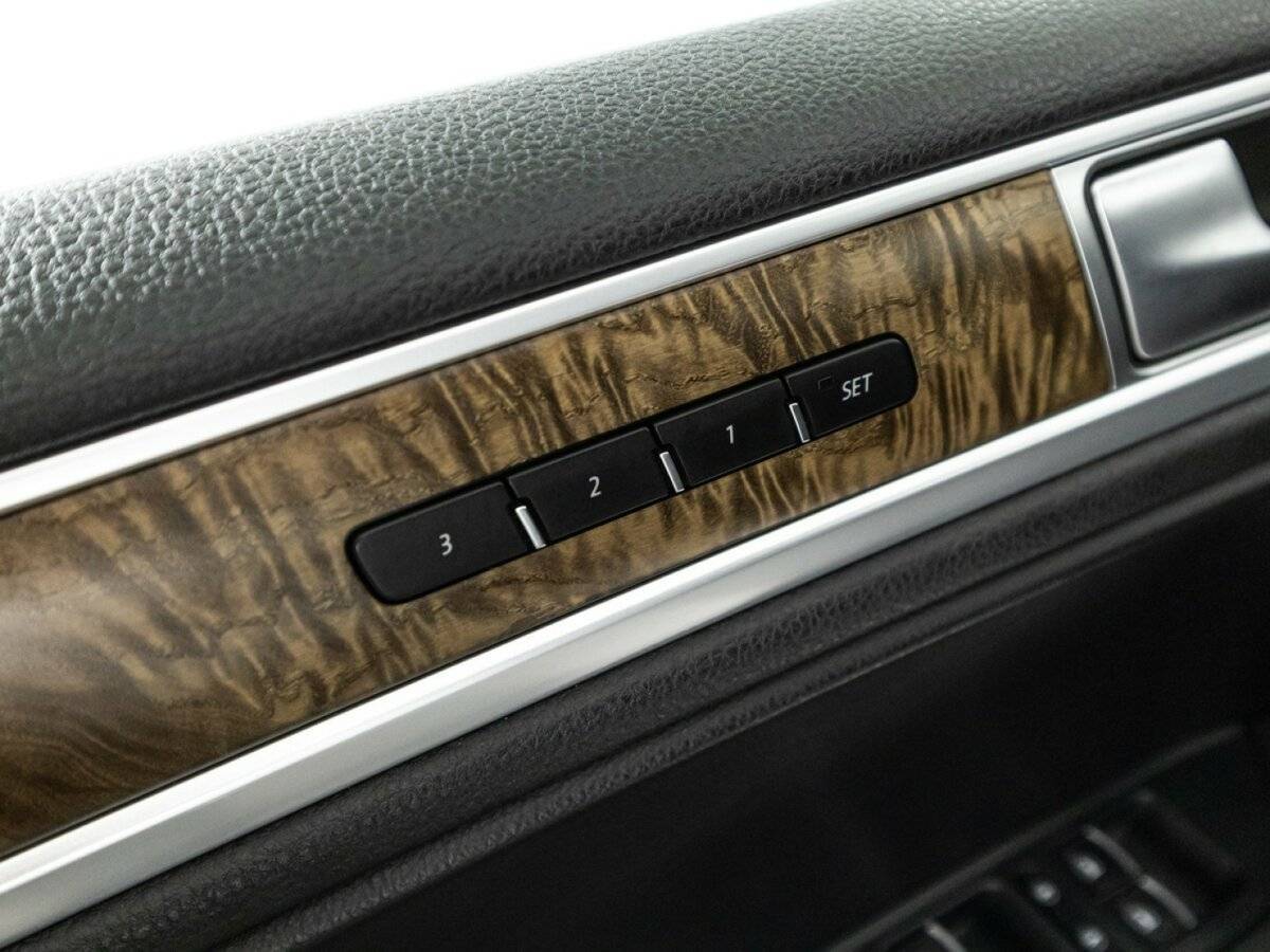 Купить Volkswagen Touareg, 2015, 187 303 км, фото №17