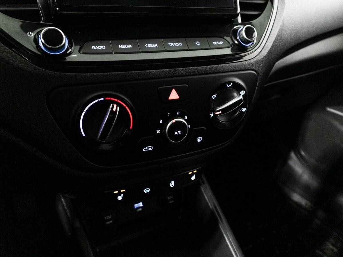 Купить Hyundai Solaris, 2021, 121 988 км, фото №15